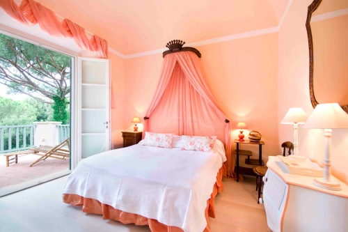 фото персиковый цвет в интерьере комнат разного назначения 